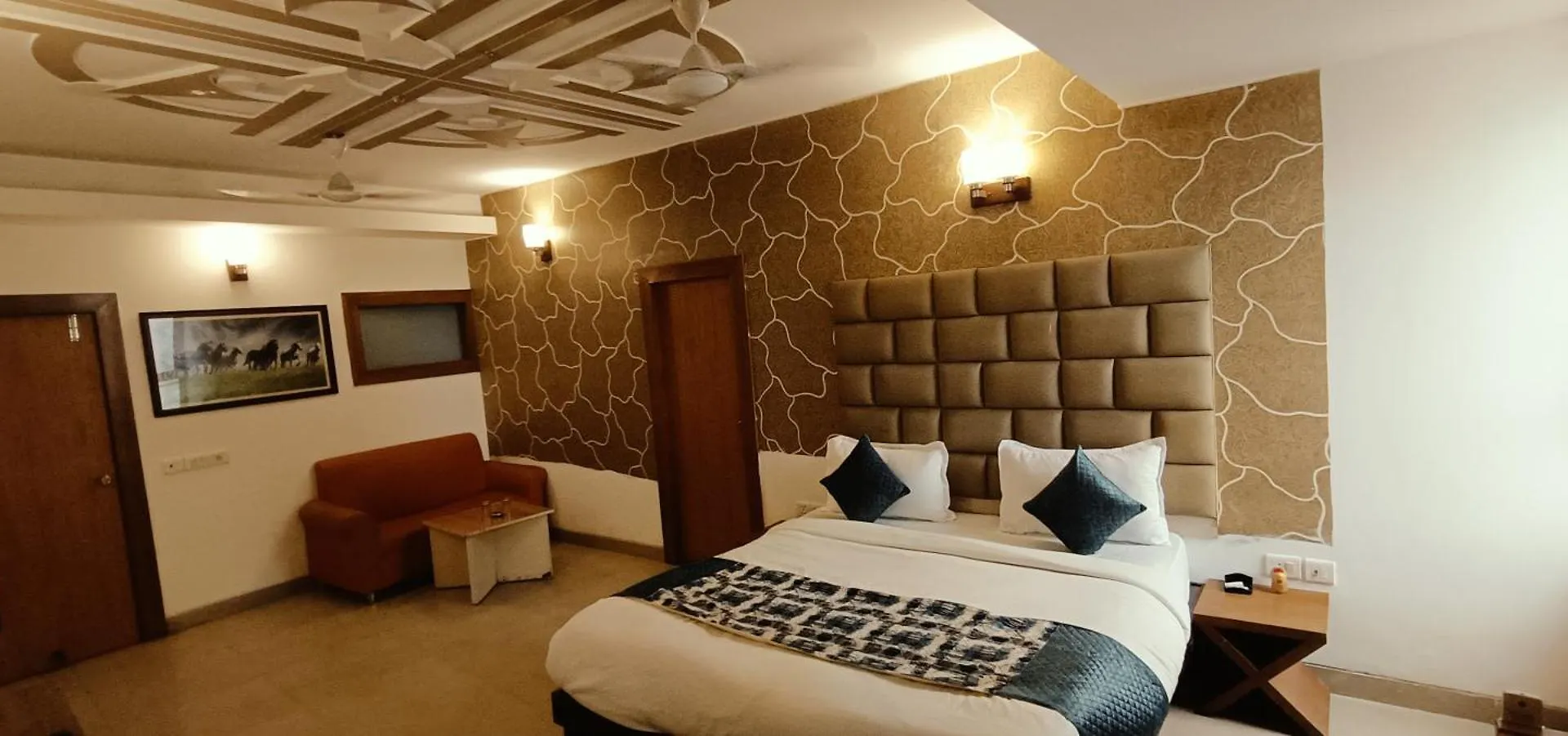 Hotel Konark Stay Near Igi Airport New Delhi